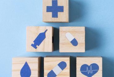 flat-lay-composition-medical-elements flat-lay-composition-medical-elements